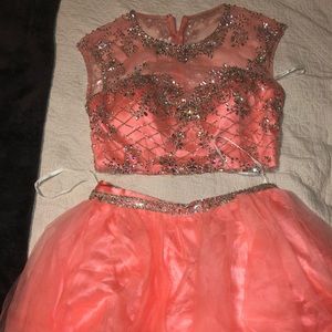 2 piece coral set